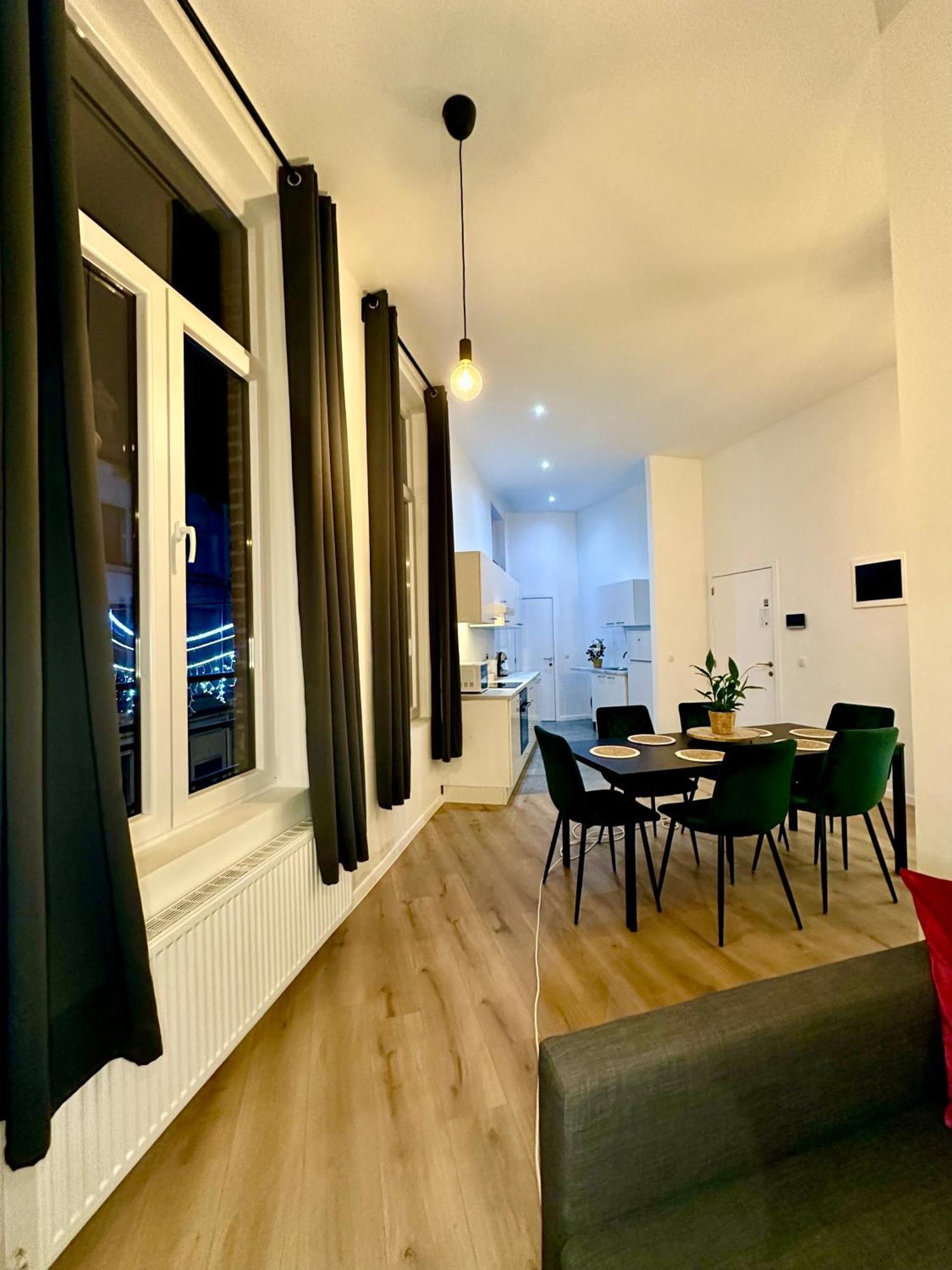 Luxury Suites Mons By Rikas Hotels Esterno foto